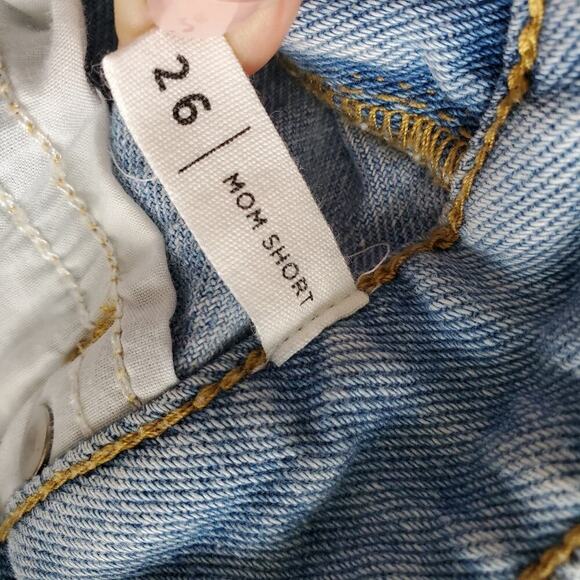 PacSun Light Blue Ripped Denim Mom Shorts Size 26 - Picture 7 of 16